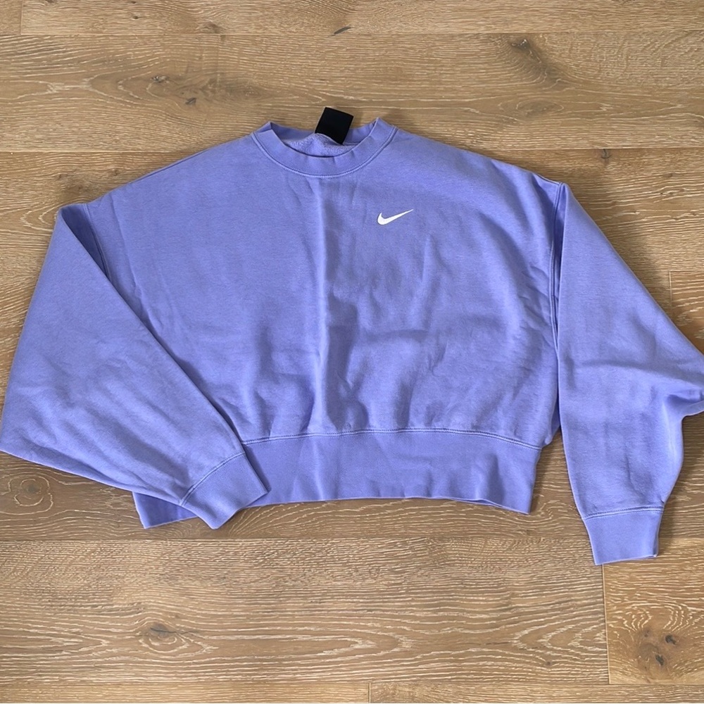 Nike Women’s Periwinkle Cropped Sweatshirt- Small